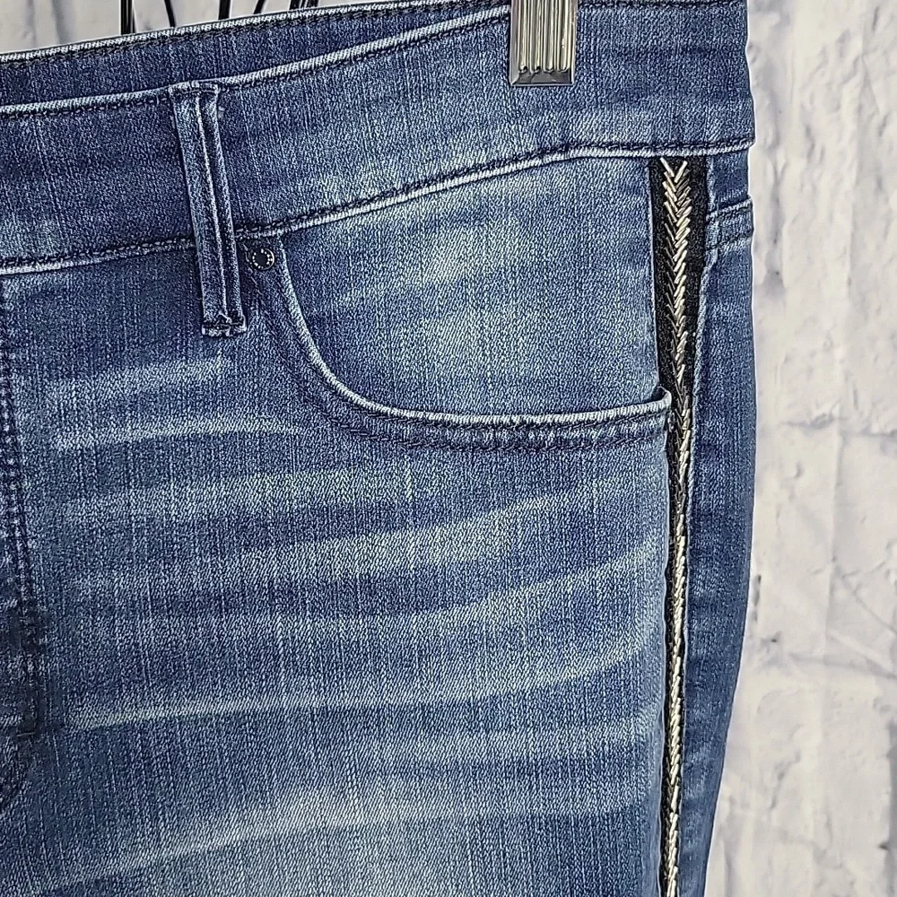 WHITE HOUSE BLACK MARKET HIgh Rise Skinny Ankle Jeans Size 14 - Picture 4 of 15